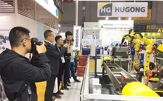 第二届进博会浙江日报拍摄jxf吉祥坊意大利CEA展位