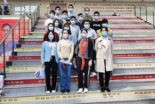 上xf吉祥坊组织发展无偿献血活动